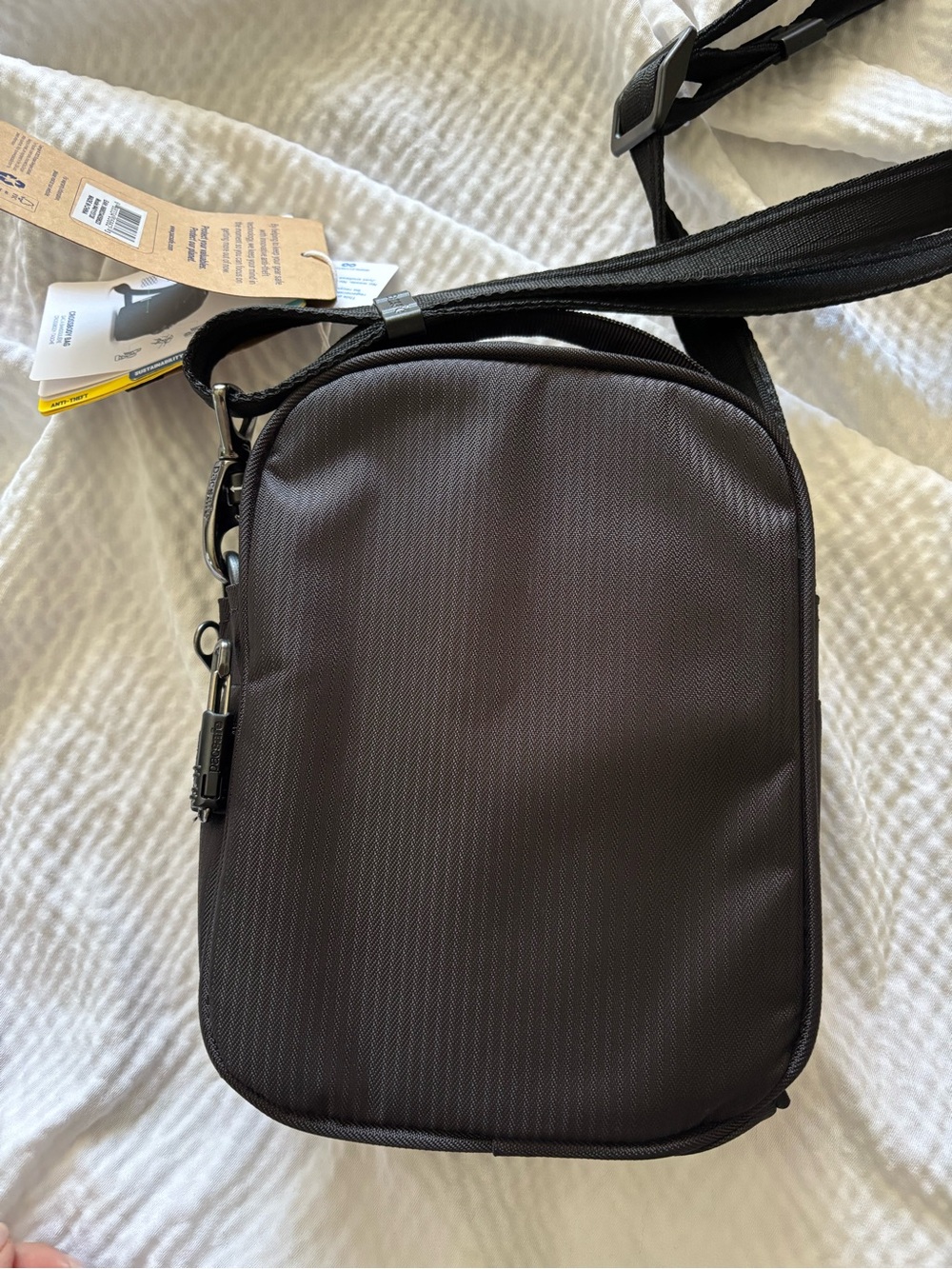 Pac Safe - Picture 3 of 16